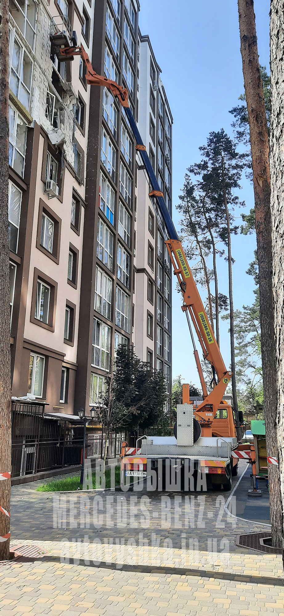 Услуги автовышки в Киеве Мерседес-Бенц-28 Услуги автовышки в Киеве Мерседес-Бенц-28